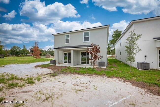 Building Photo - 844 Hartshill Pl