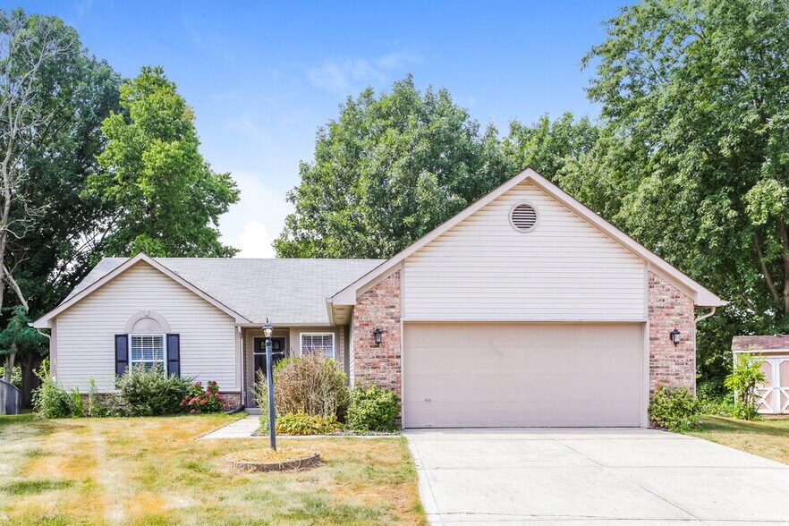 Primary Photo - 1509 Cherry Wood Ct