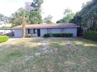 Building Photo - 2518 Drake Ave