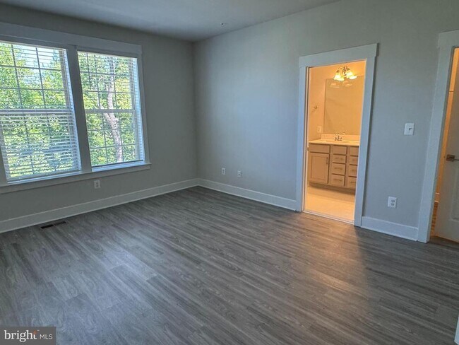 Building Photo - 2915 Osprey Way