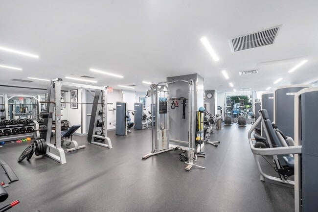 Building Photo - 22 N 6th St