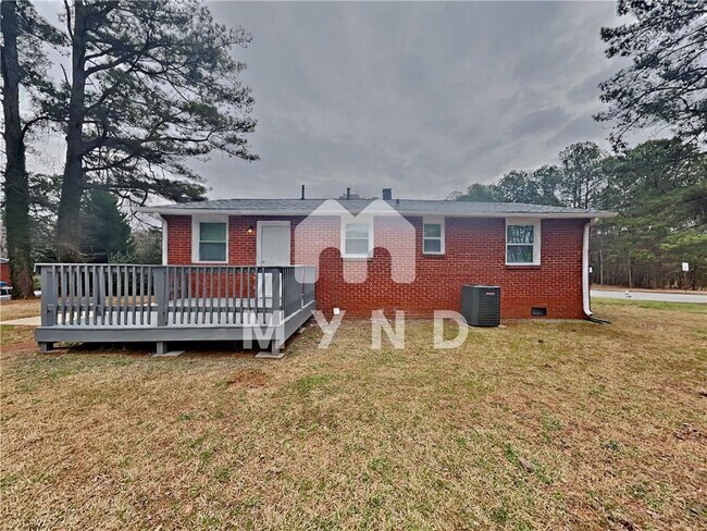 Building Photo - 406 Blair Villa Dr SE