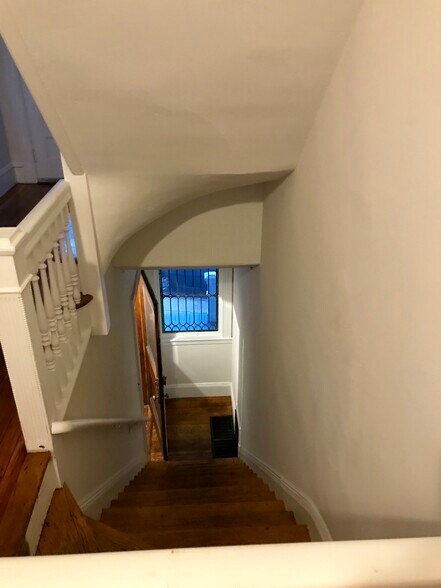 Building Photo - 35 Boylston St