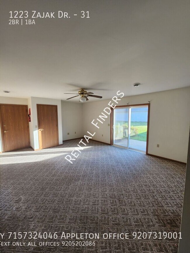 Building Photo - 1223 Zajak Dr