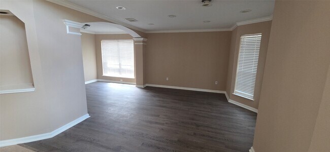 Building Photo - 23715 Norton House Ln