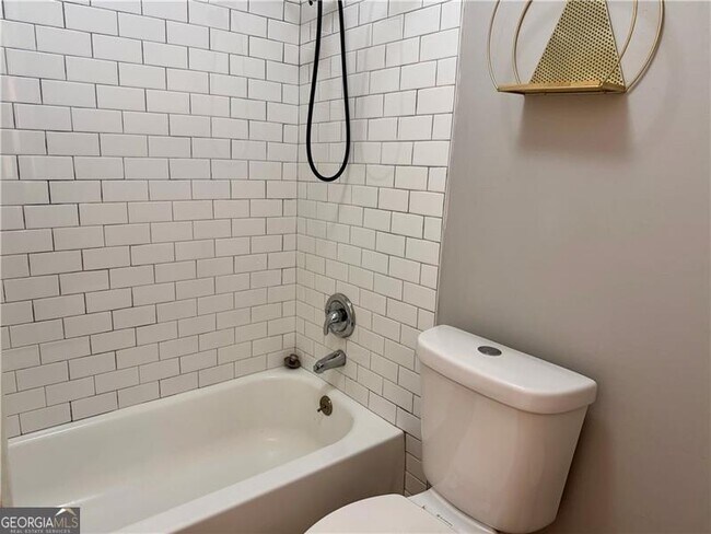 Building Photo - 1059 Mariners Dr