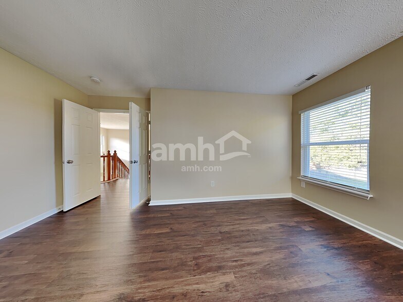 Building Photo - 16938 Cedar Creek Ln
