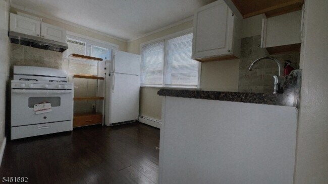 Building Photo - 109 Lee Ave