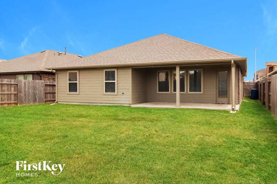 Building Photo - 12138 Loch Muick Dr