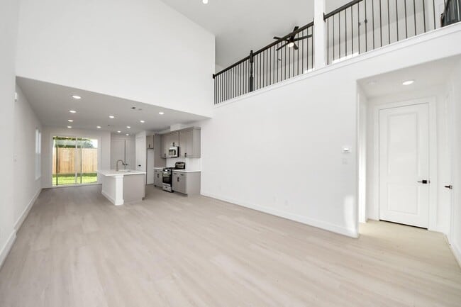 Building Photo - 4324 Avron Dr