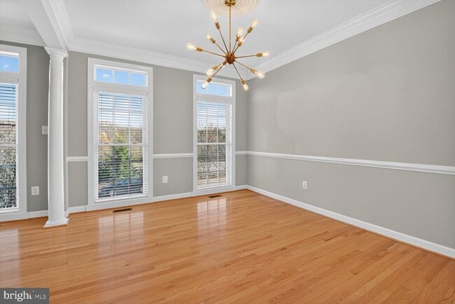 Building Photo - 6 Sharpstead Ln