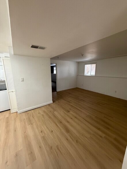 Building Photo - 755 Gardenia St