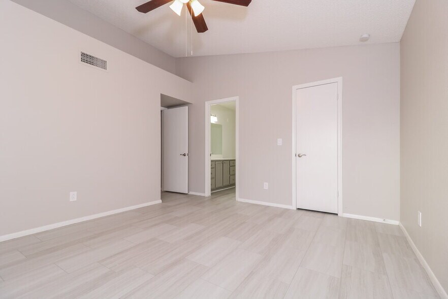 Building Photo - 17909 N 88th Dr