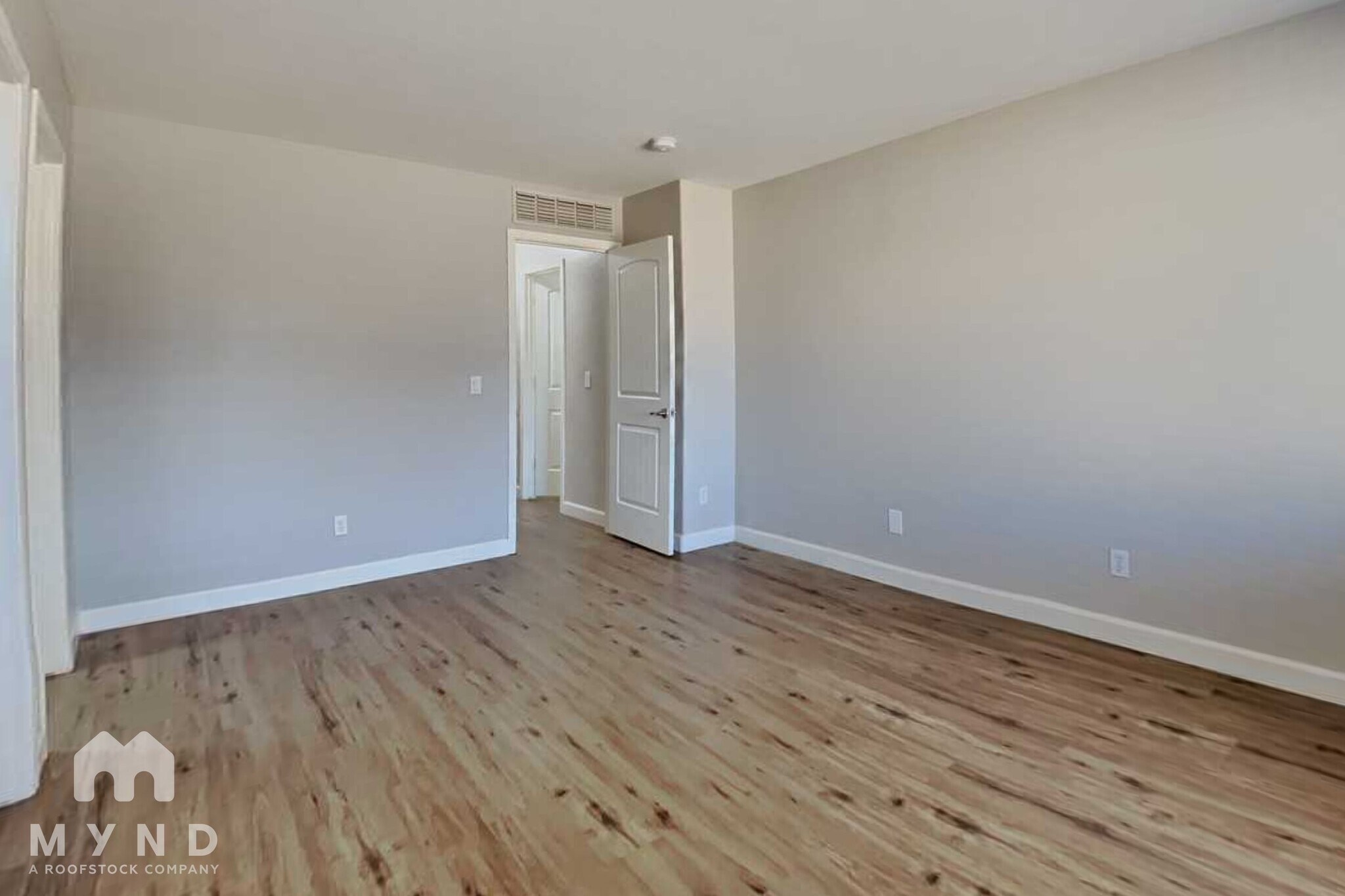 Building Photo - 12333 W Rosewood Dr