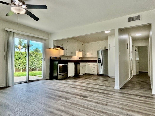 Building Photo - 7721 Fir Dr