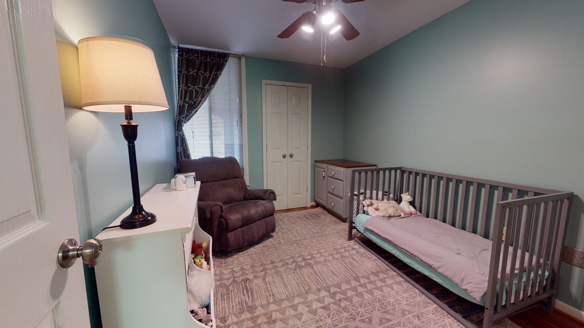 Building Photo - 1635 S Hayes St