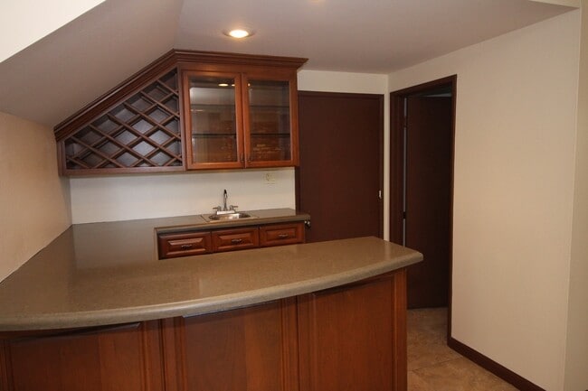 Building Photo - Spacious 4-Bedroom Home with Canyon Views ...