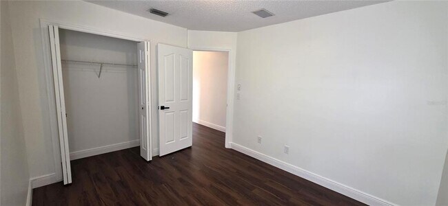 Building Photo - 1506 Scotch Pine Dr