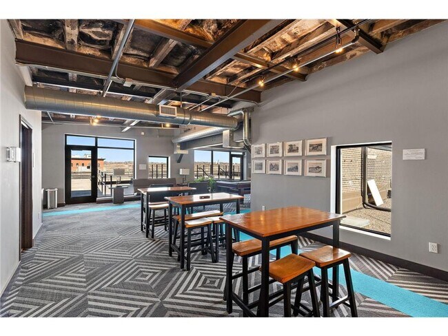 Building Photo - Spacious, Loft in Union Depot with Awesome...