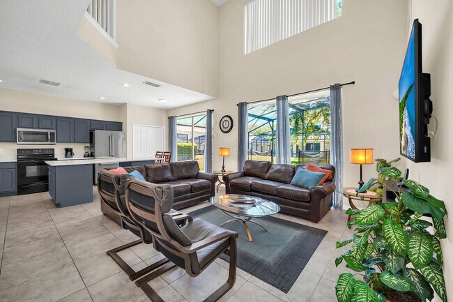 Building Photo - 8538 Sunrise Key Dr