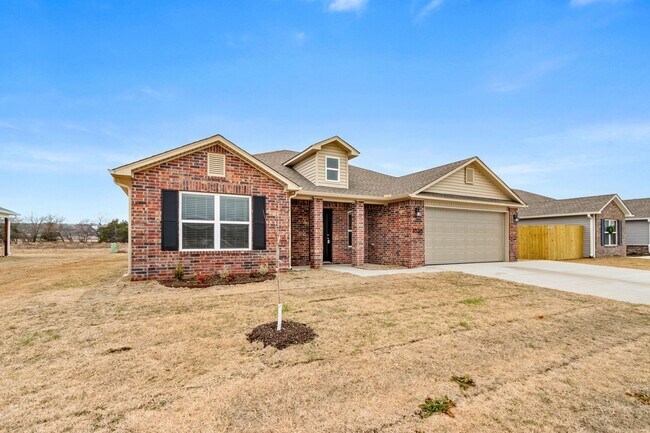 Building Photo - Beautiful new build home!