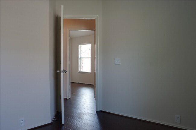 Building Photo - 19314 Chislestone Ln