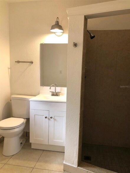 Building Photo - 1401 E Alfred St