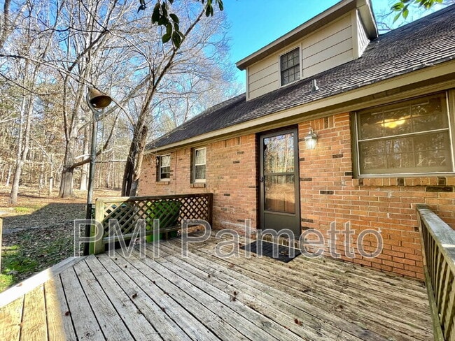 Building Photo - 136 Lacaya Rd