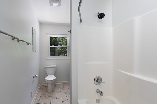 Building Photo - Spacious 1 Bedroom Duplex close to UNC Campus - Updated, Pet Friendly, Private Wooded Lot!