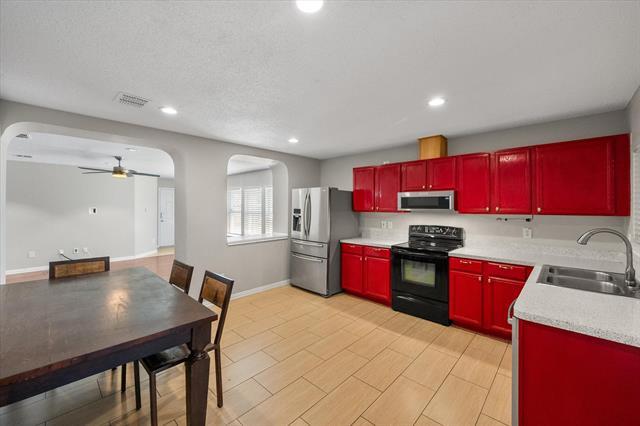 Building Photo - 2212 Capstan Dr