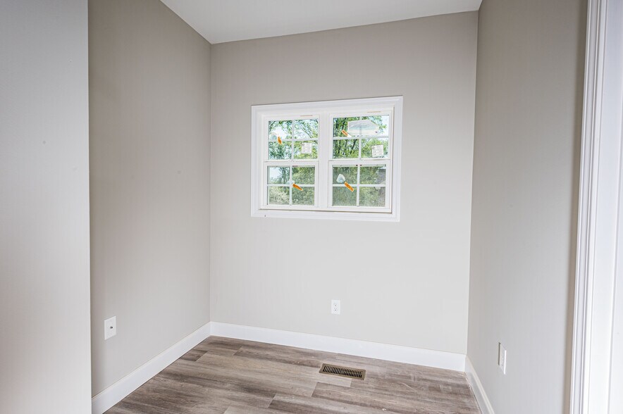 Building Photo - 1011 Campbell Ln