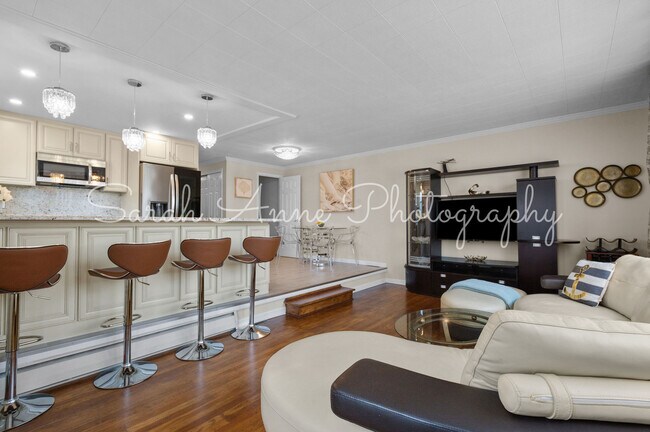 Building Photo - 426 Jefferson St