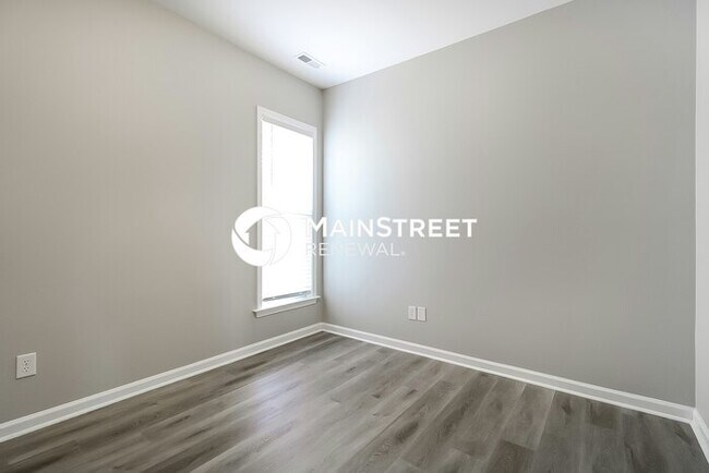 Building Photo - 3 Bedroom Pet-Friendly Home in CLAYTON, NC with Main Street Renewal