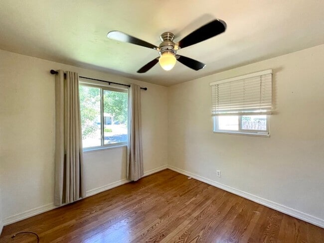 Building Photo - Amazing Littleton Bungalow