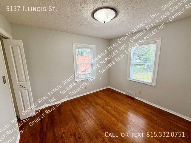 Building Photo - 5137 Illinois St