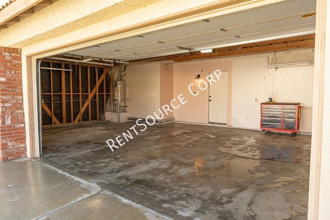 Building Photo - 3 Bedroom Single Story Home for Rent in We...