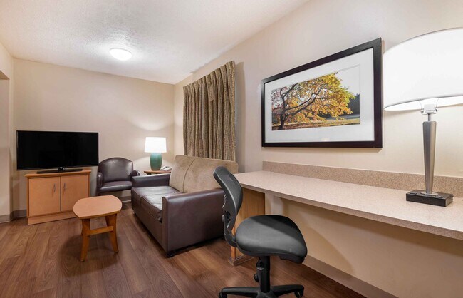 Building Photo - Furnished Studio-Indianapolis - North - Ca...