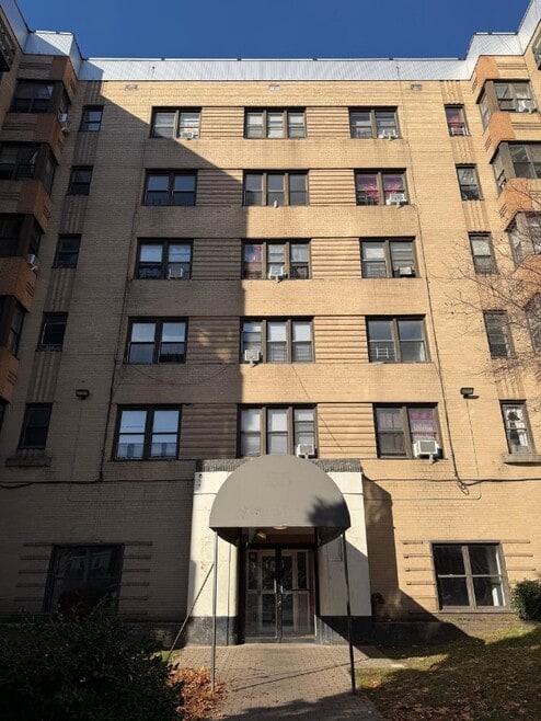 Building Photo - 89 Ridgewood Ave