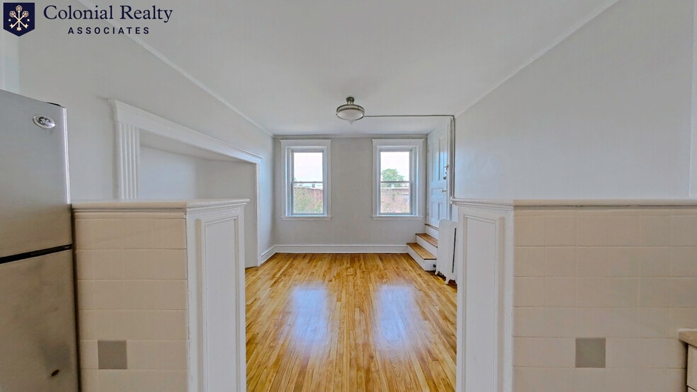 Building Photo - 330 St Paul St