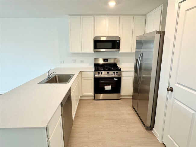 Building Photo - 3044 Angelic Rose Ln