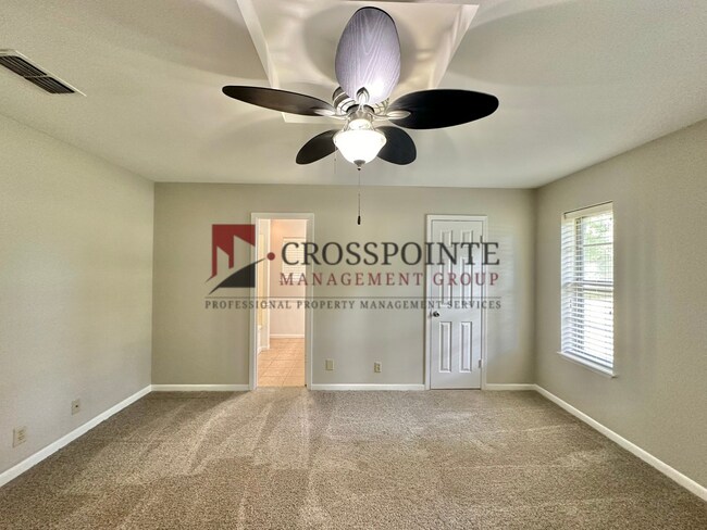 Building Photo - COMING SOON! 3 Bedroom 2 Bath in Flint!