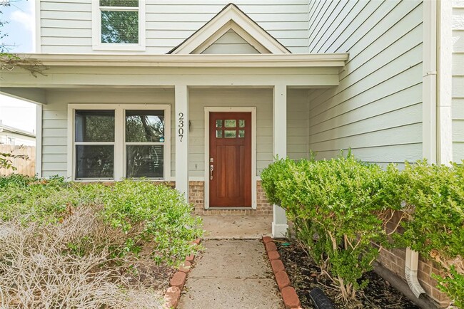 Building Photo - 2307 Emory Knoll Dr