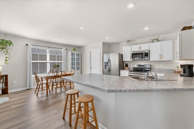 Building Photo - 147 Joya Brk Wy