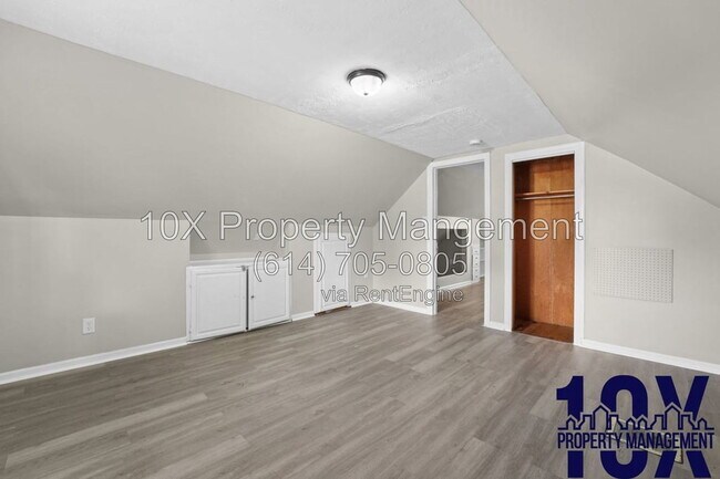 Building Photo - 561 S Everett Ave