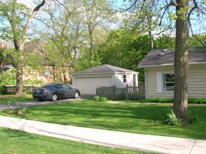 Building Photo - 806 S Julian St