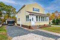 Building Photo - 93 Player Ave