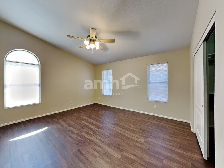 Building Photo - 17121 N Eureka Trl