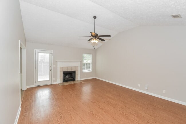 Building Photo - 3019 Wellington Pl