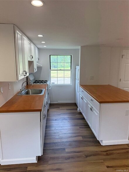 Building Photo - 19 Quartz Ln