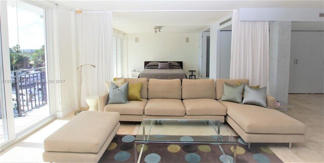 Building Photo - 770 NE 69th St